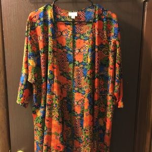 LULAROE LINDSAY KIMONO M